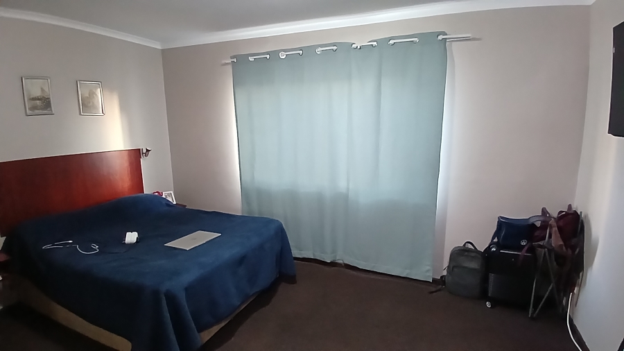 To Let 1 Bedroom Property for Rent in Summerstrand Eastern Cape